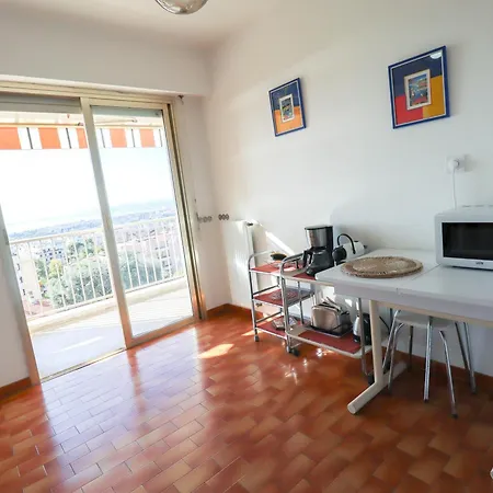 Grand 3 Pieces Avec Vue Apartamento *